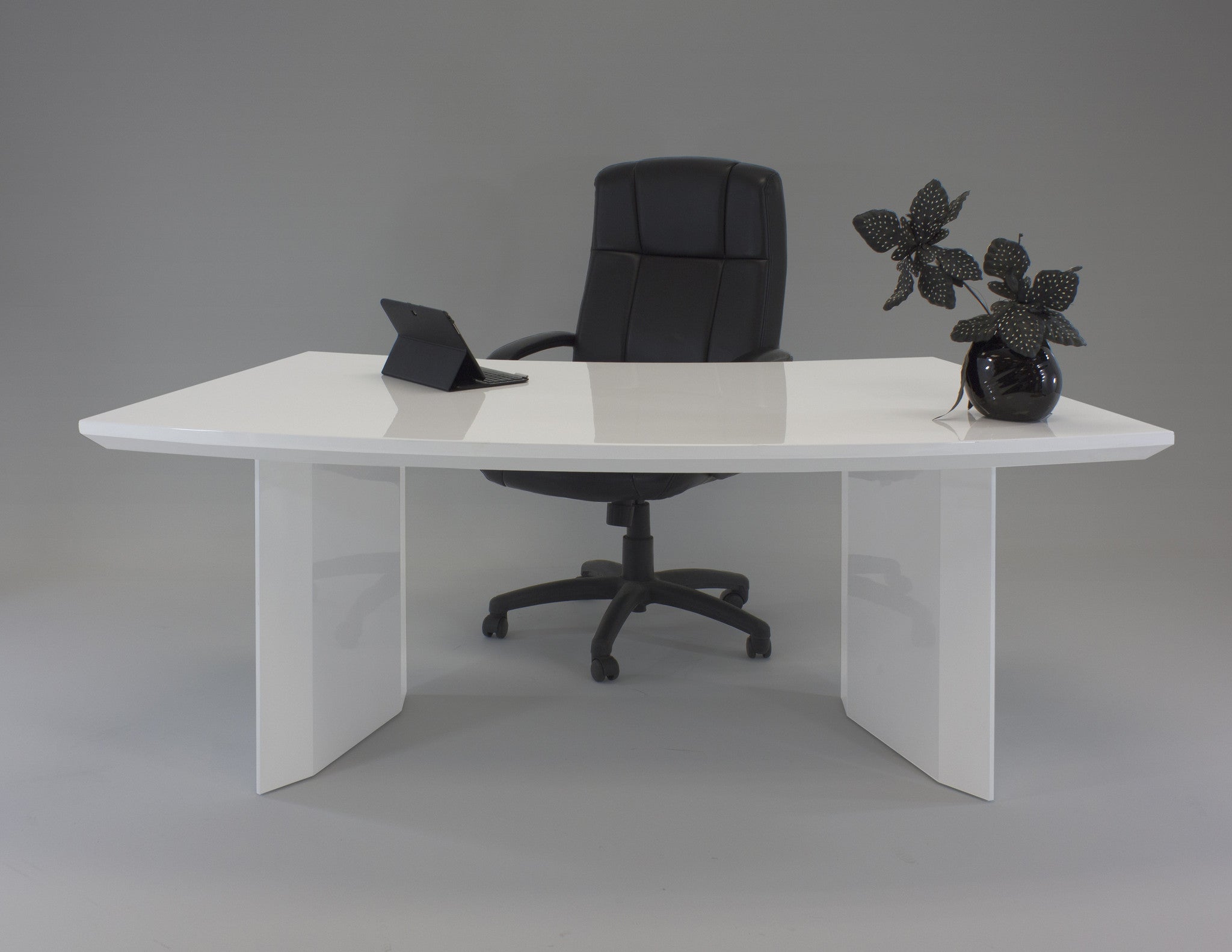 Modern White Lacquer Curved Executive Desk with Mobile Files